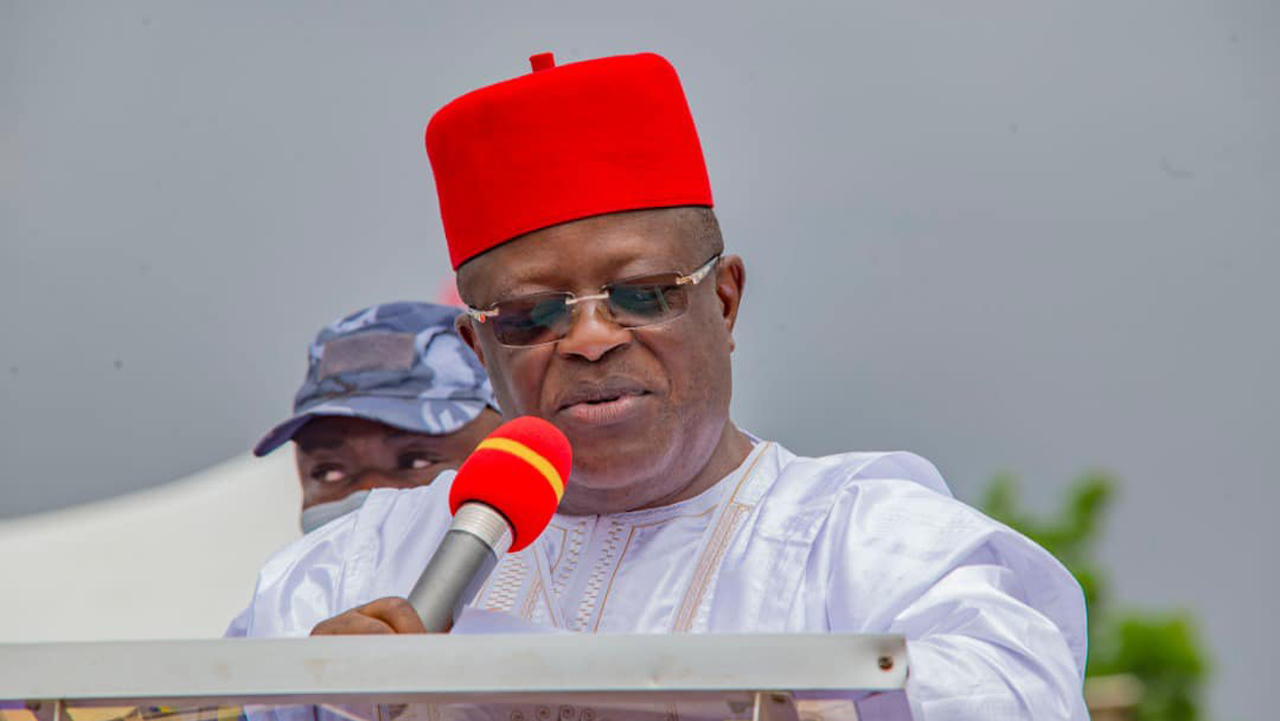 Breaking!!!  2023 presidential race:  Umahi backs out.