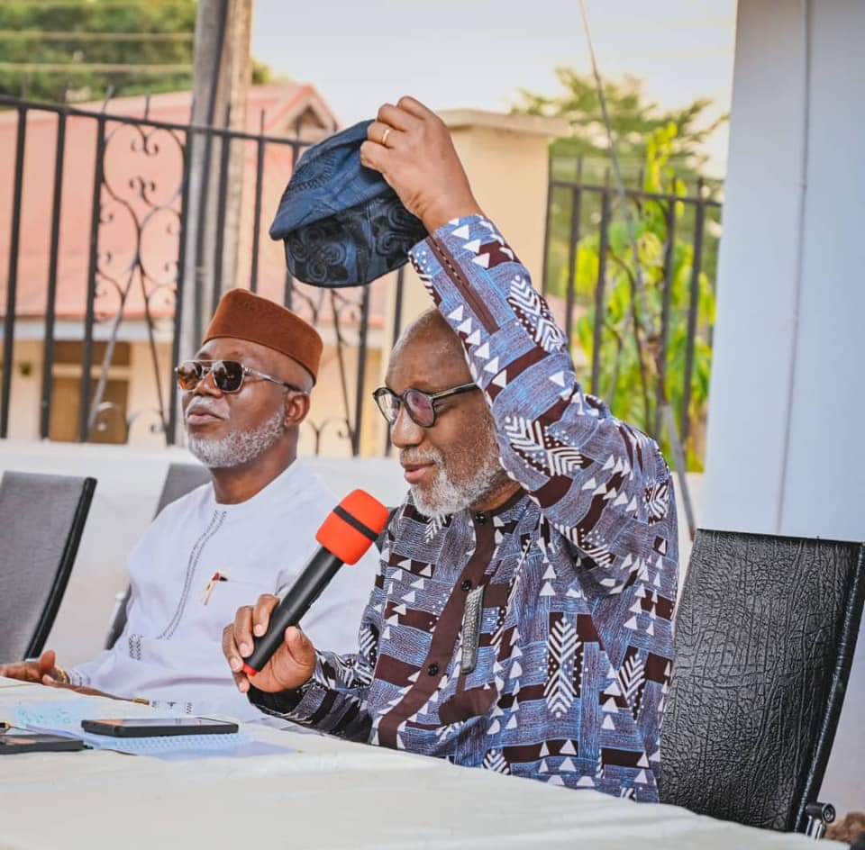 2023: Gov Akeredolu meets Òndó APC Candidates , Leaders, announces dates for senatorial rallies