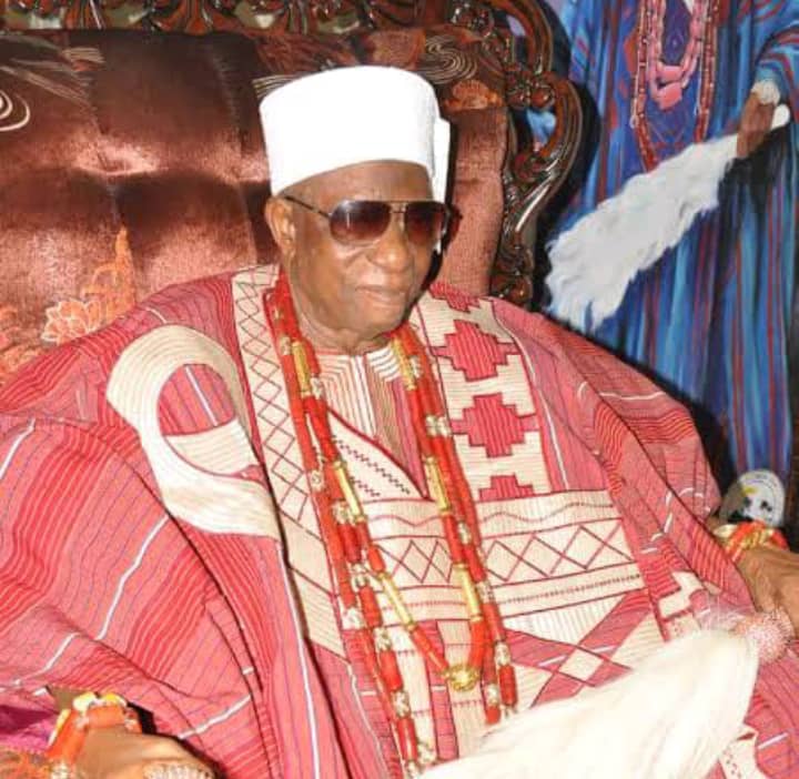 Court deposes Olu-Oke of Oke-Igbo