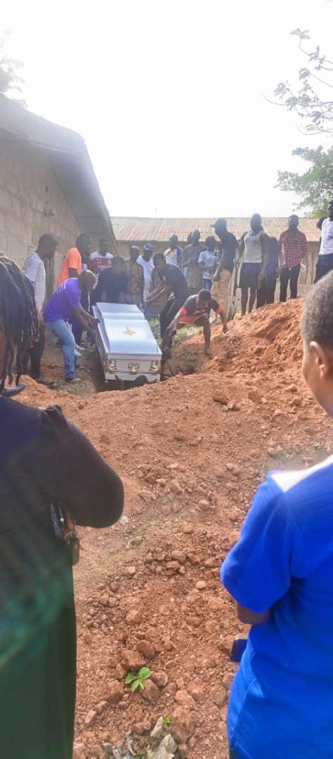 Tears , As sunshine stars Fc Buries Taiwo Dosunmu.