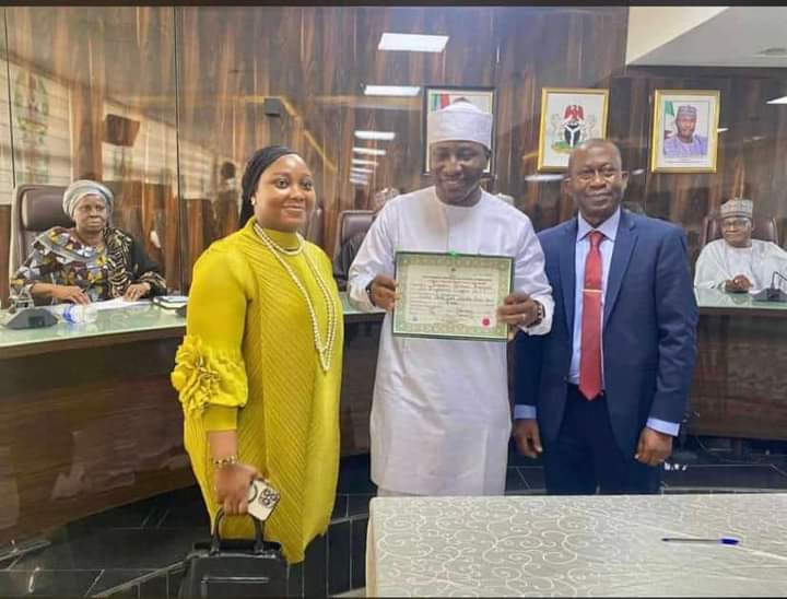 “Historic Moment: Hon. Ifeoluwa Babajide Ehindero Officially Receives Certificate of Return”