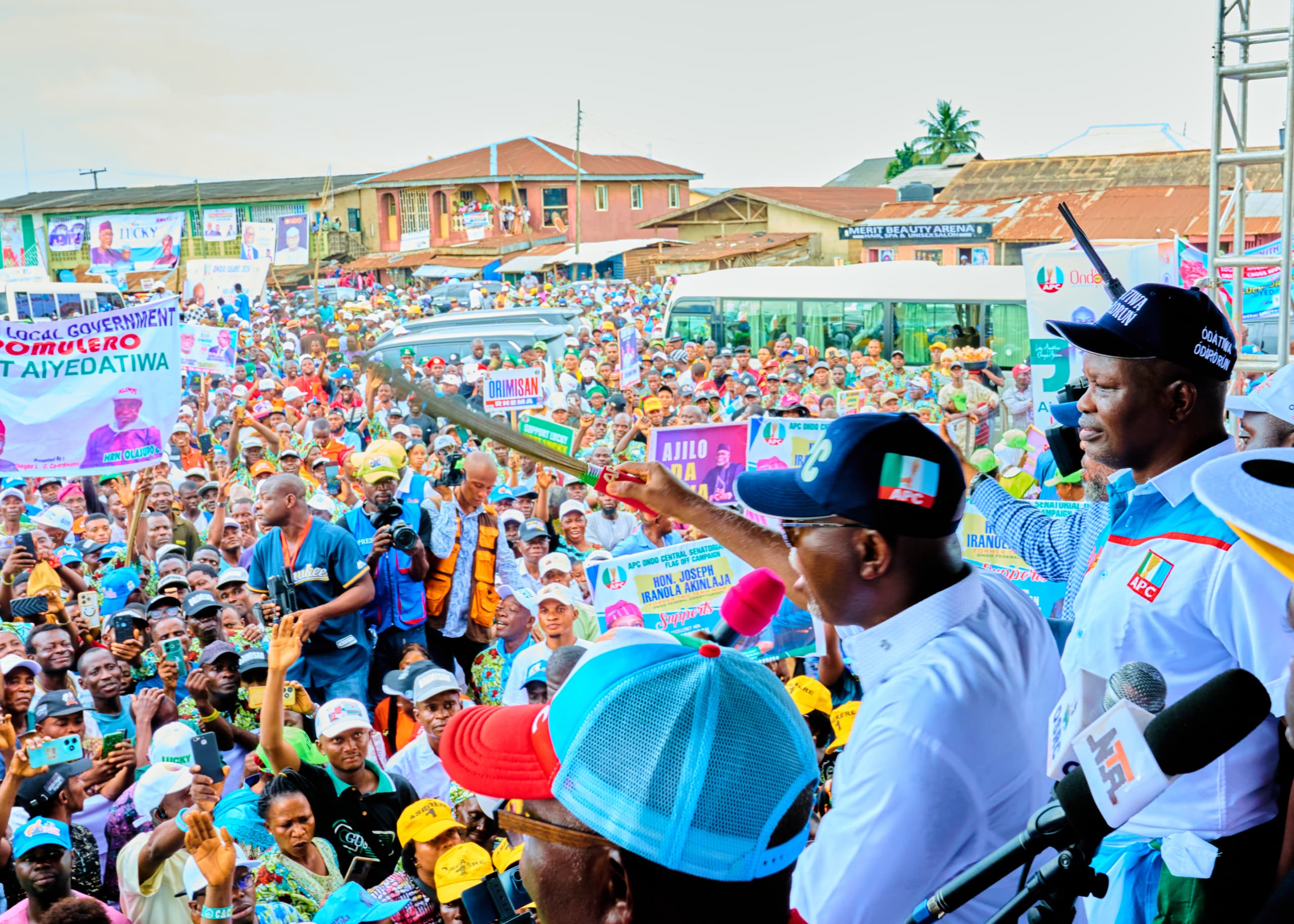 Ondo 2024: Gov. Aiyedatiwa campaigns in Ore as APC holds Southern Senatorial Rally